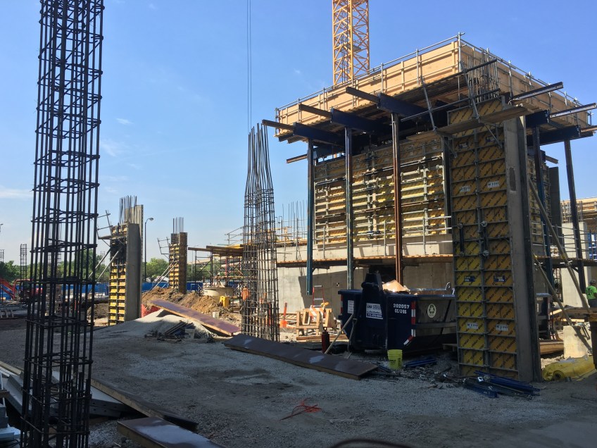 1035 West Van Buren 13