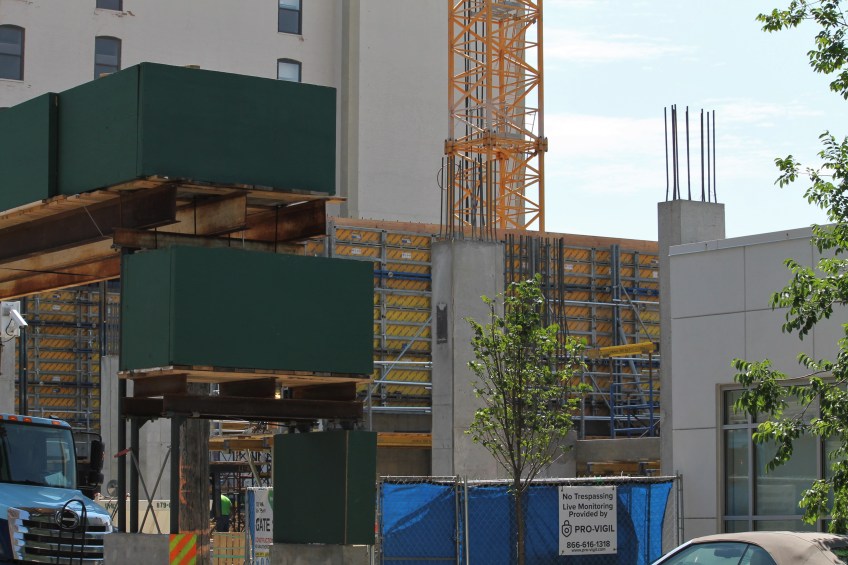 1035 West Van Buren 7