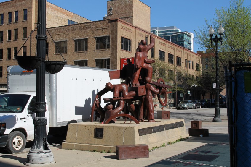 165 North desplaines