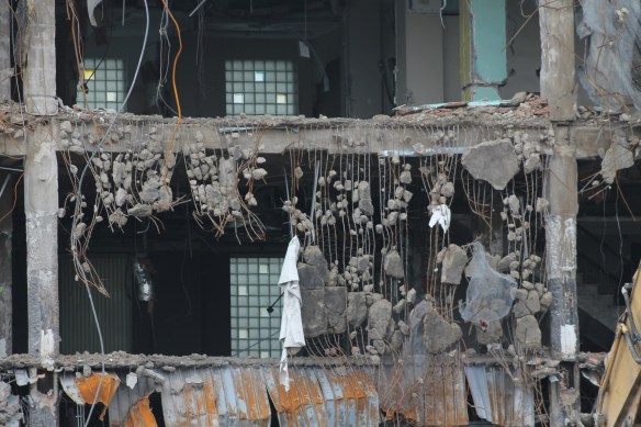 1400 West Washington guts