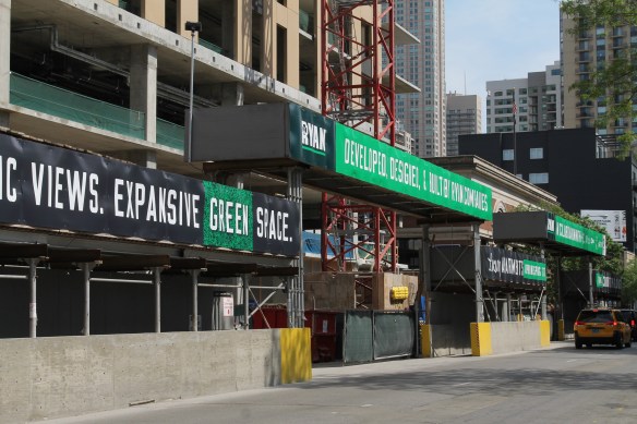 833 North Clark Street Apartments