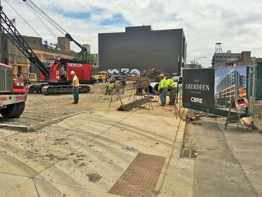 171 North Aberdeen 5