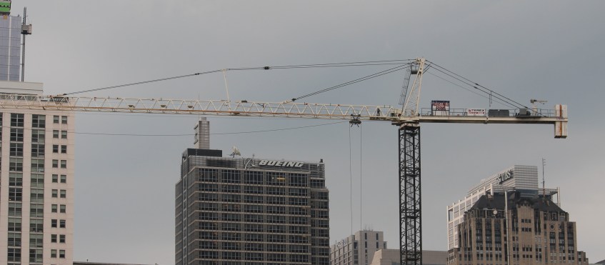 165 North Desplaines tower crane