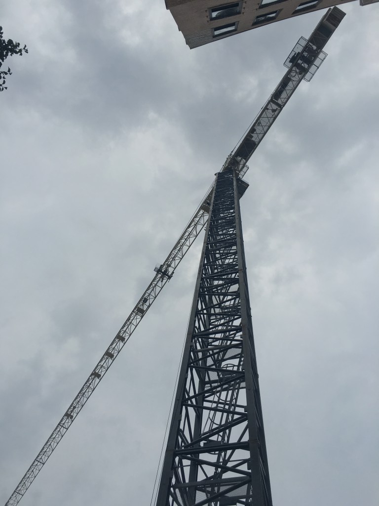 165 North Desplaines tower crane