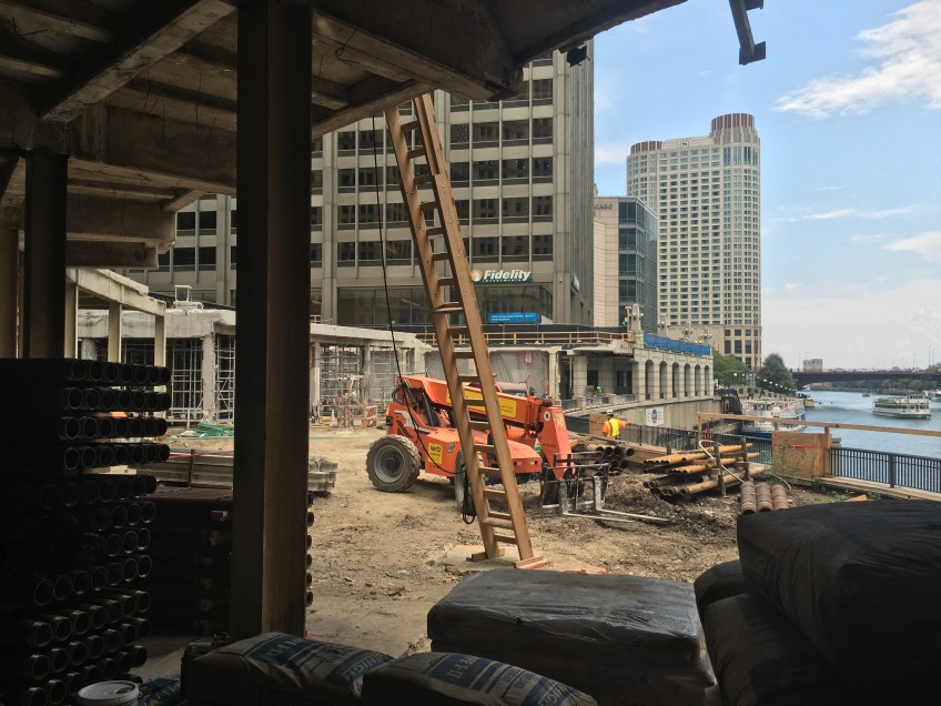 Apple Chicago flagship store