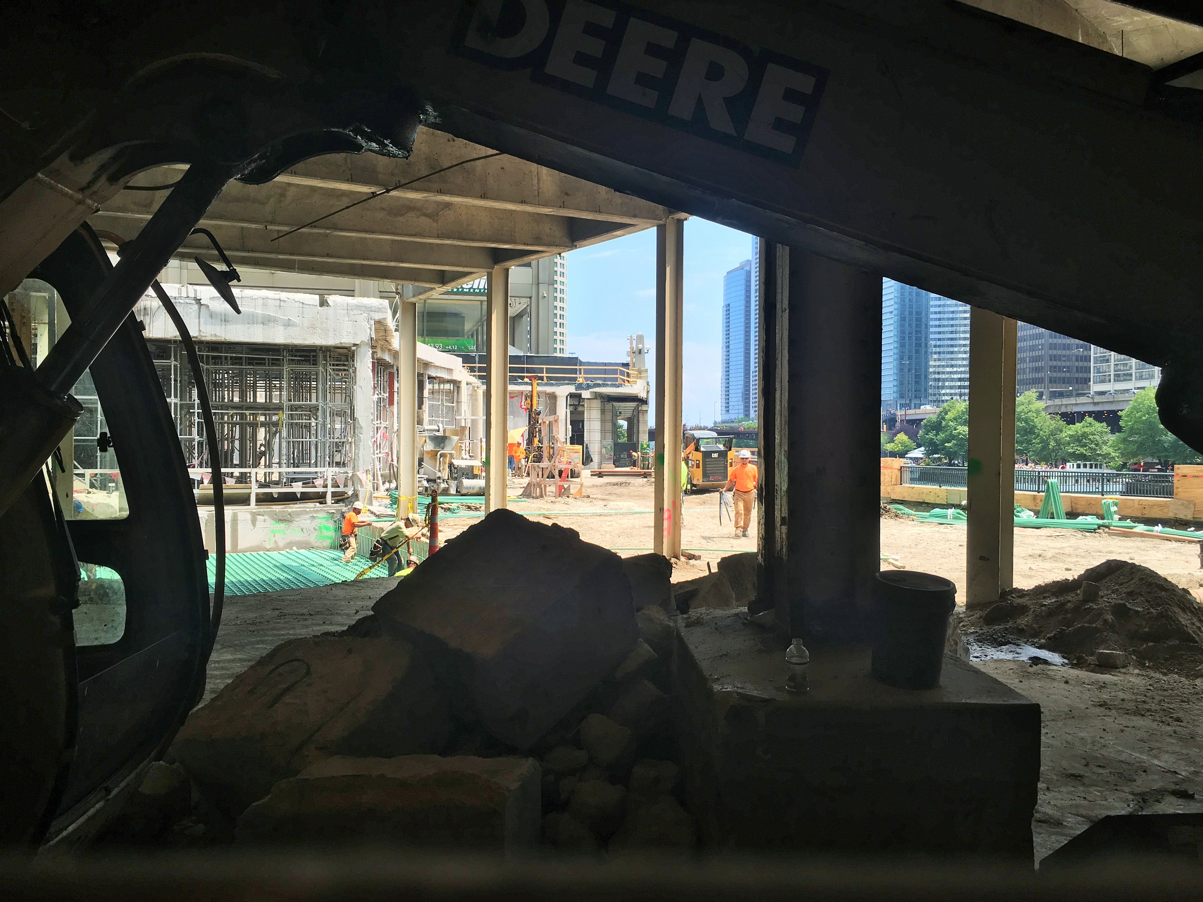 Apple Chicago flagship store
