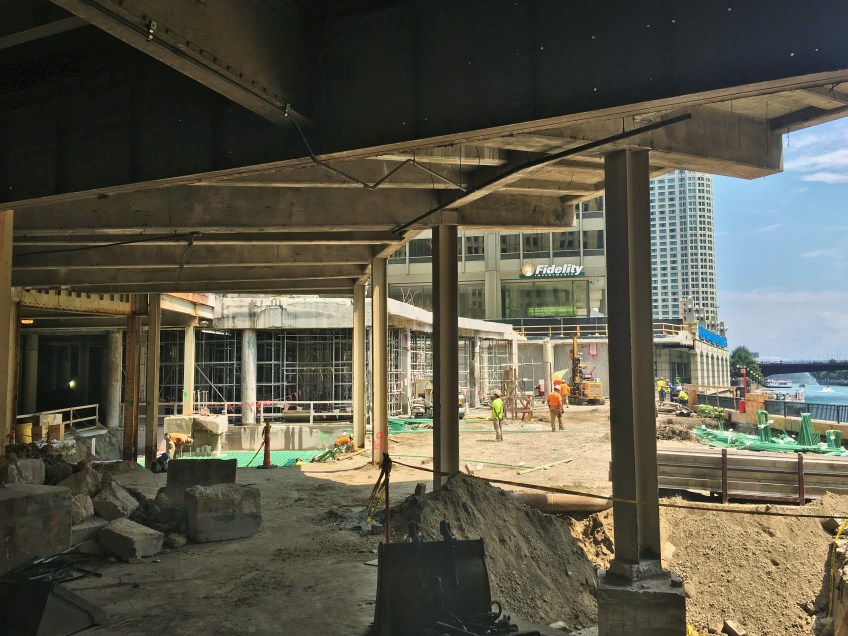 Apple Chicago flagship store