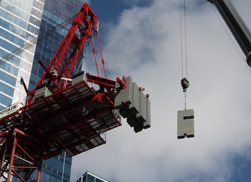 151 North Franklin tower crane