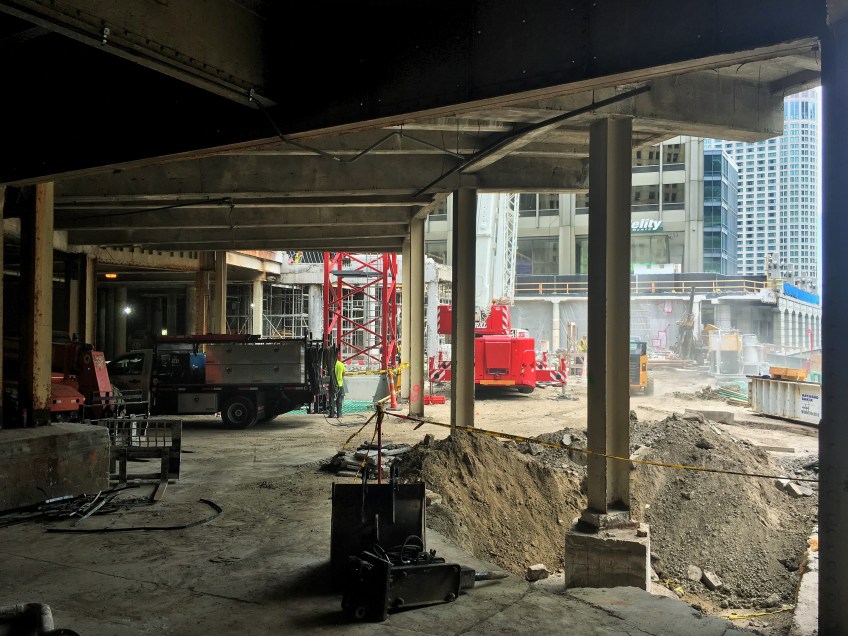 Apple Store tower crane