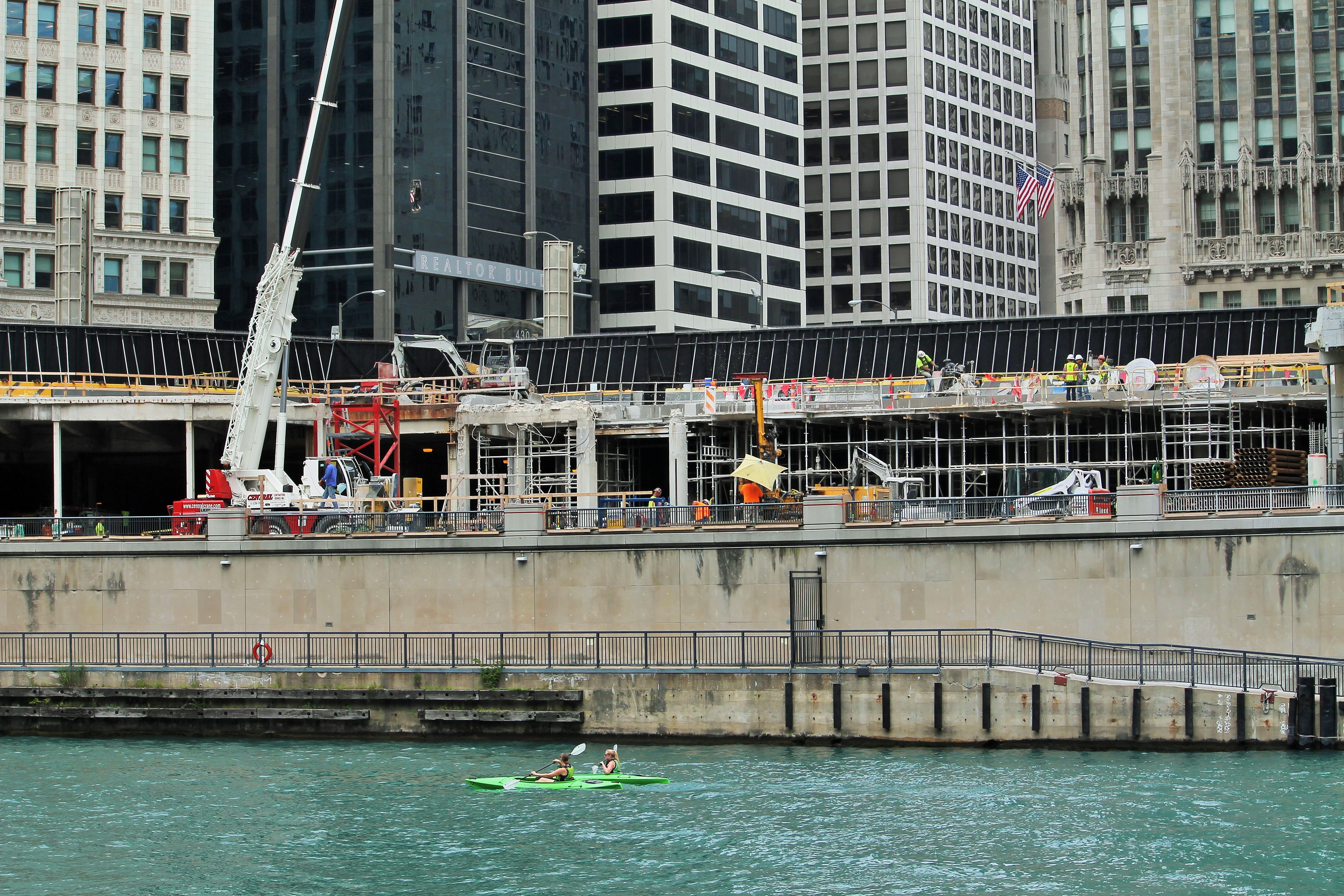 Apple Store tower crane