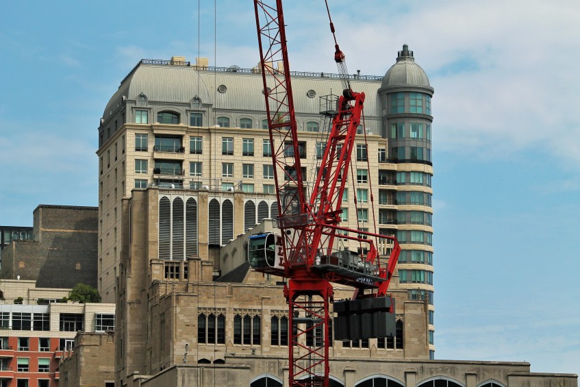 Simpson Querrey tower crane