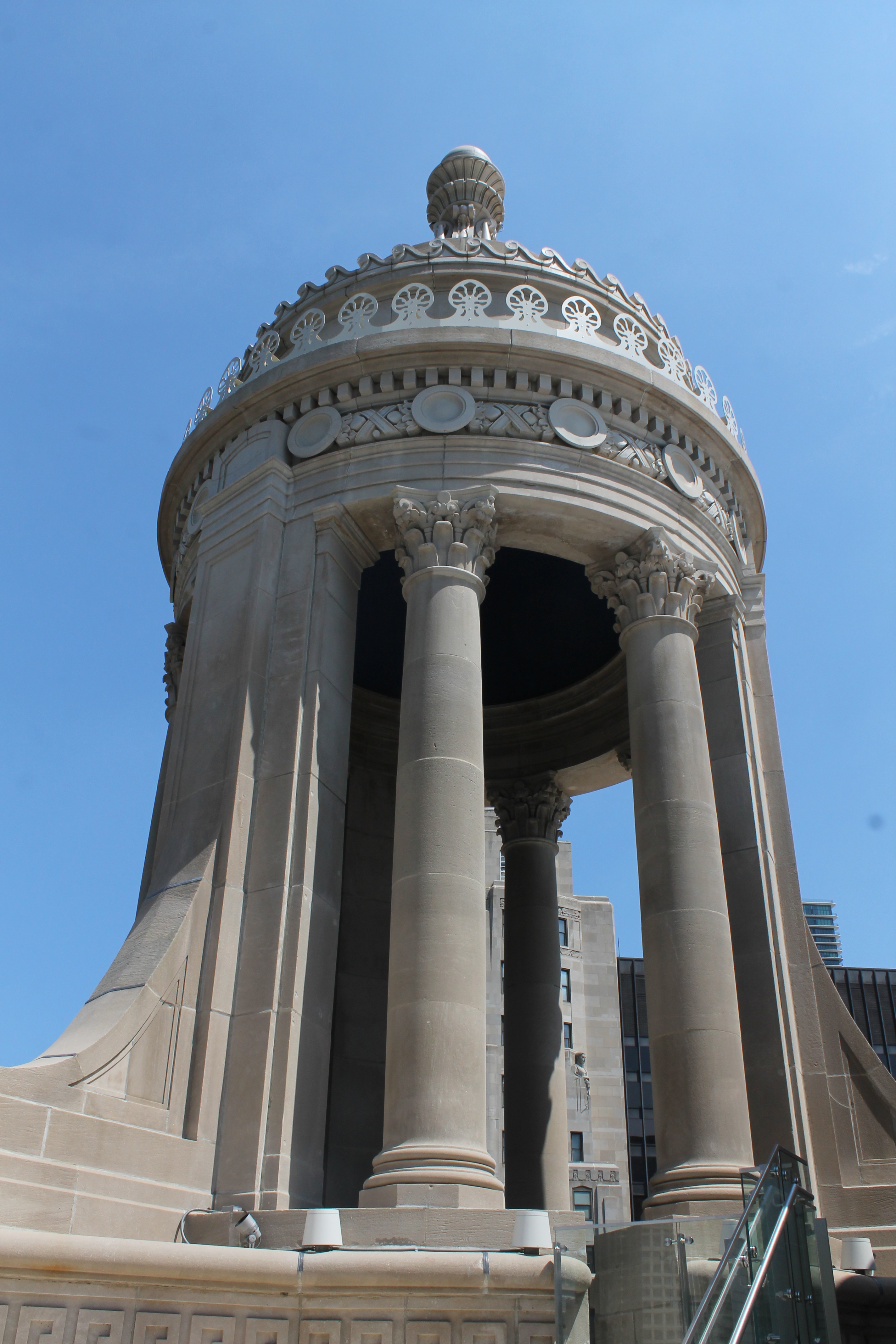 Apple from LondonHouse