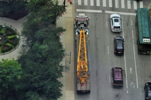 625 West Adams tower crane