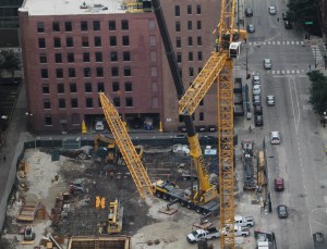 625 West Adams tower crane