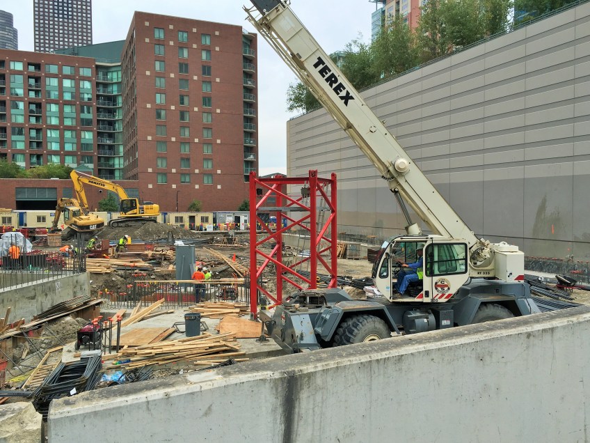 465 North Park tower crane