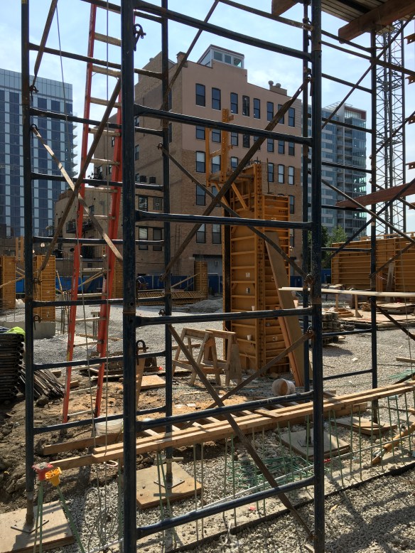 165 North Desplaines