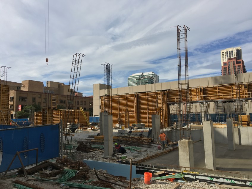 165 North Desplaines