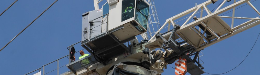 1001 West Chicago tower crane