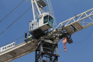 1001 West Chicago tower crane