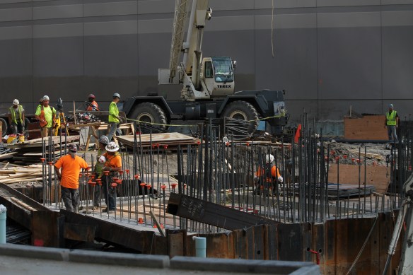 465 North Park tower crane pit