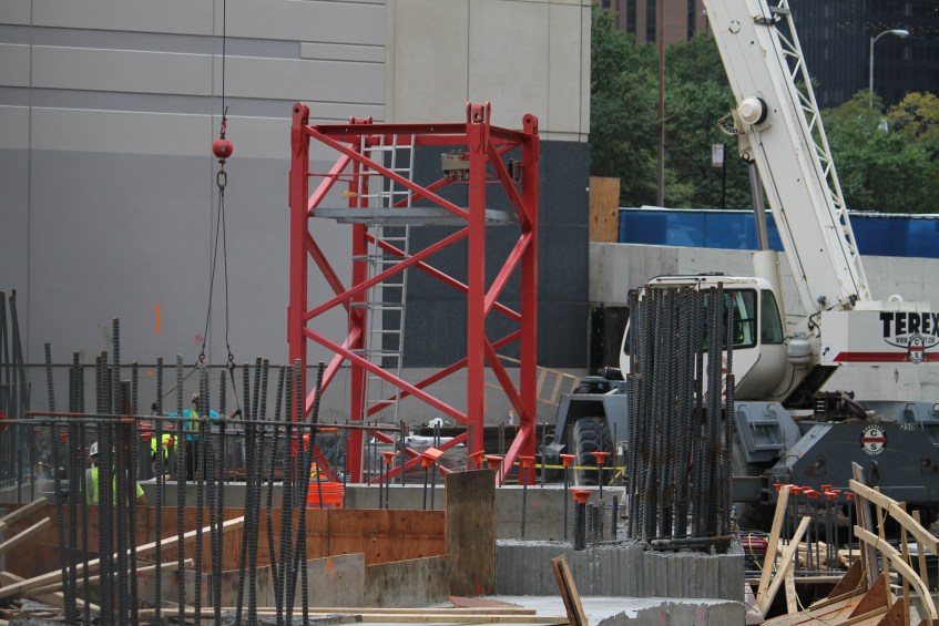 465 North Park tower crane