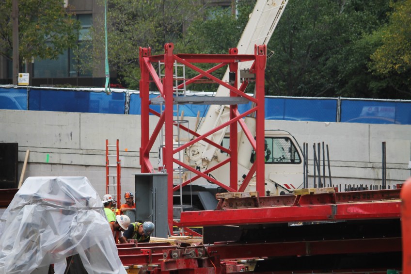 465 North Park tower crane