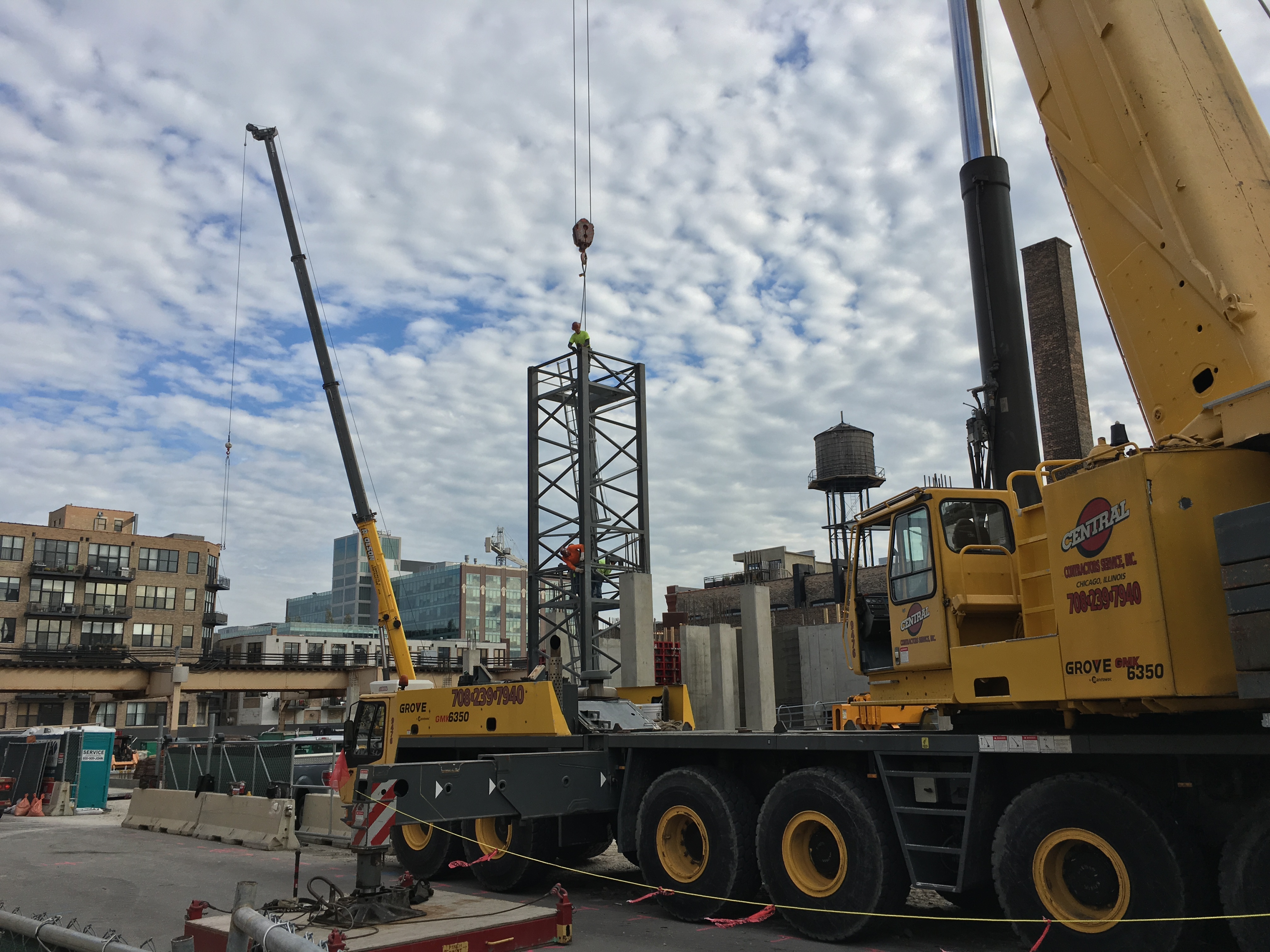 171 Aberdeen tower crane