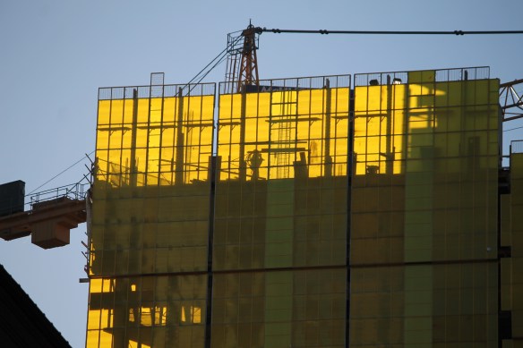 3Eleven rooftop crane