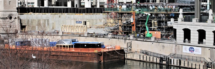Apple Store glass installation