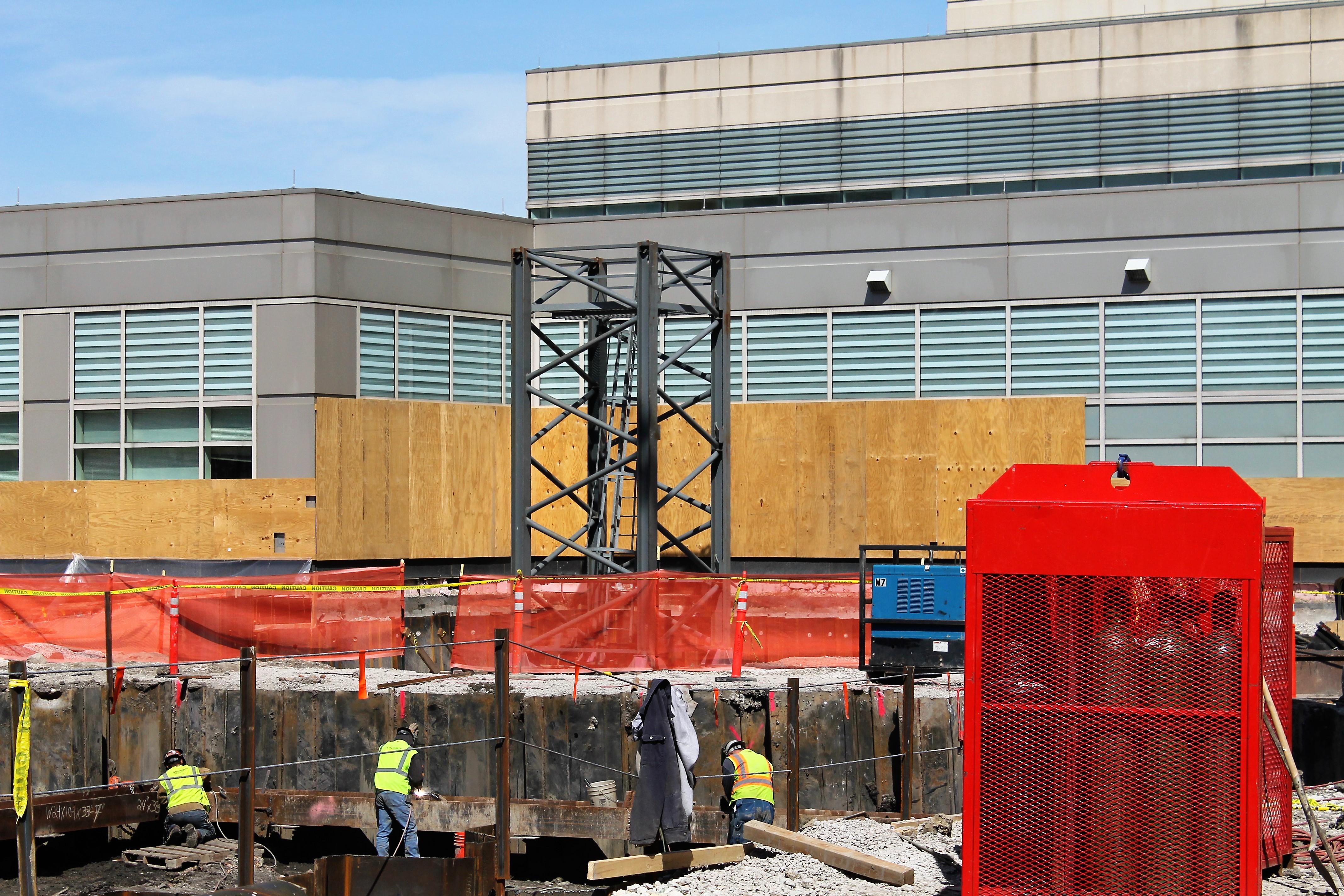 Cook County Central Campus Health Center tower crane