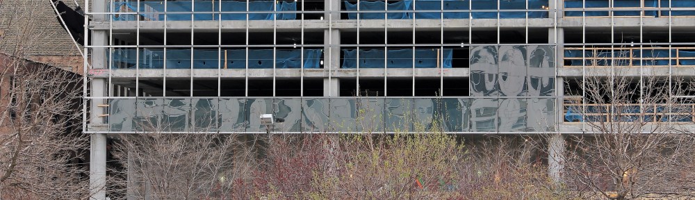 625 West Adams glass