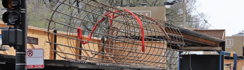 Essex On the Park caissons