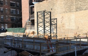 508 West Diversey tower crane stub