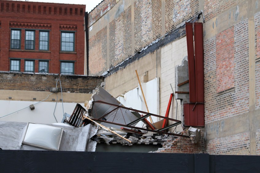 832 West Lake Street