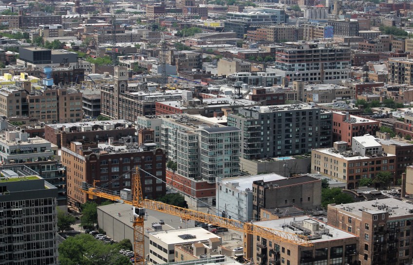 727 West Madison tower crane