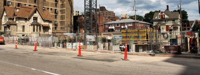 Farwell Tower 1840 North Farwell Avenue