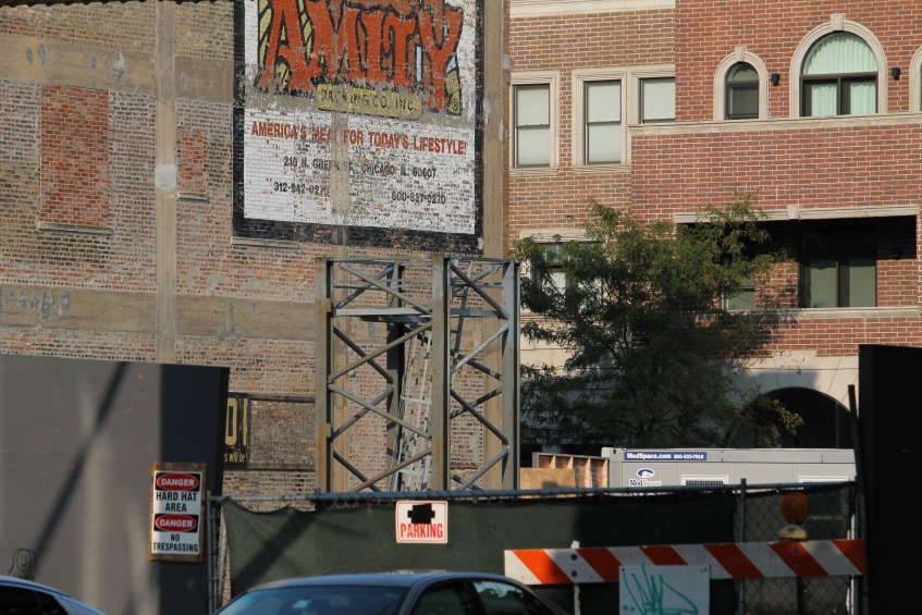 Hoxton Chicago hotel tower crane stub