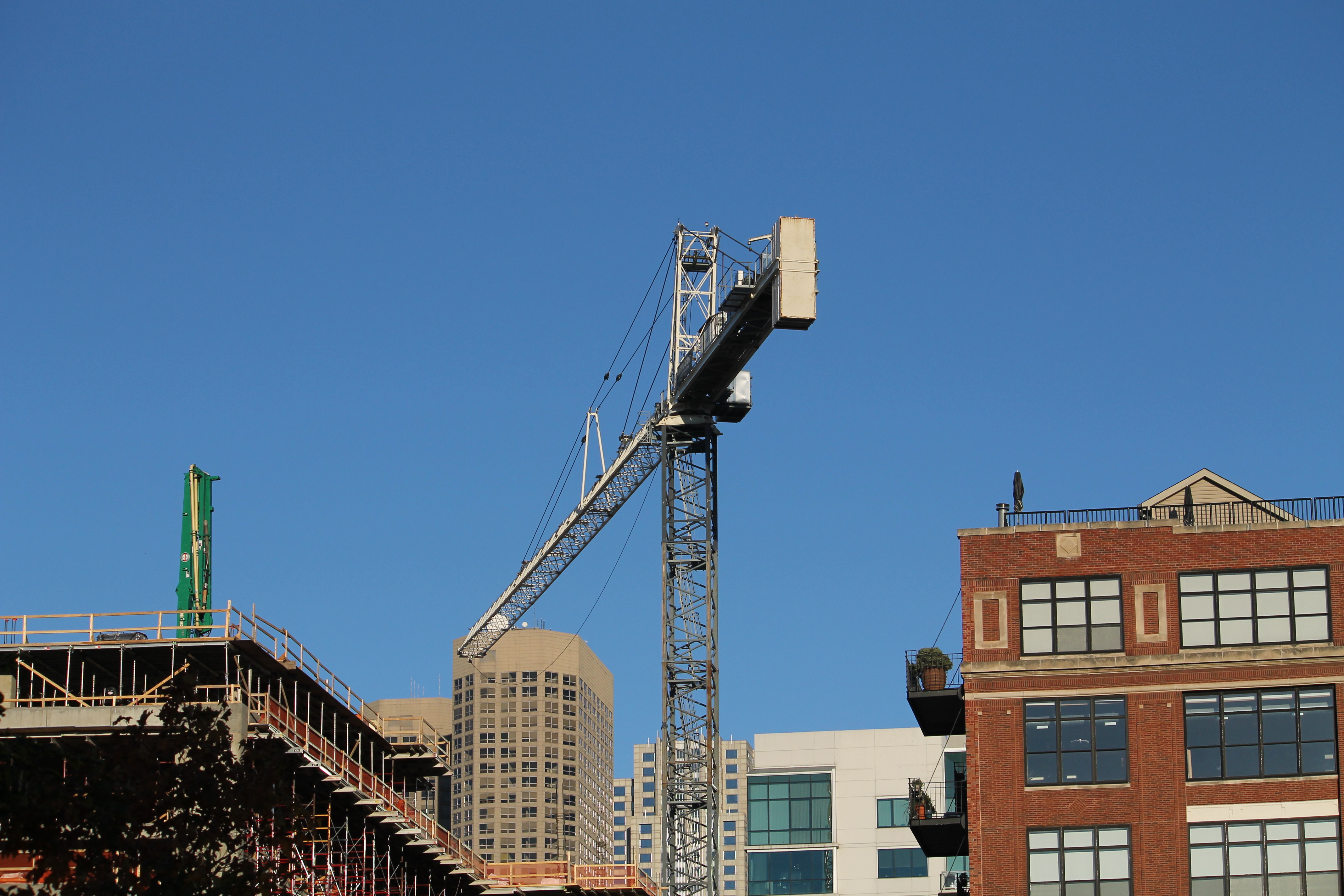 Illume Chicago tower crane
