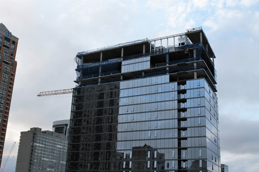 Eleven40 tower crane removal