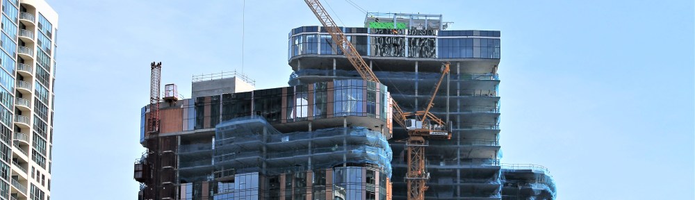 Cirrus Cascade crane removal