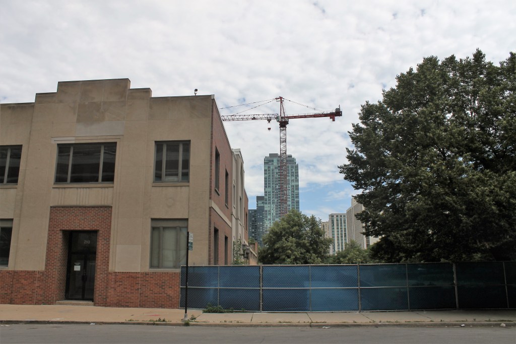 868 North Wells demolition 2