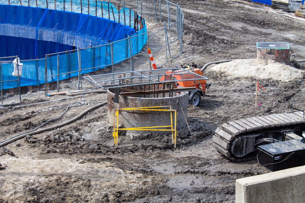 400 Lake Shore North Tower construction
