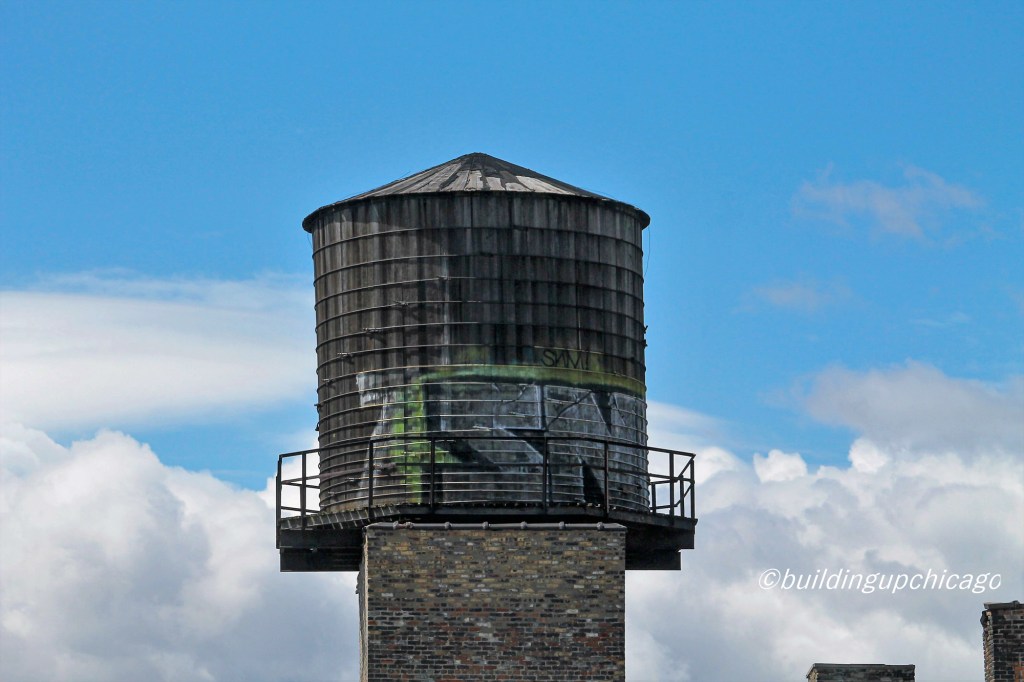 2221 S Michigan Ave Chicago Water Tank demolition